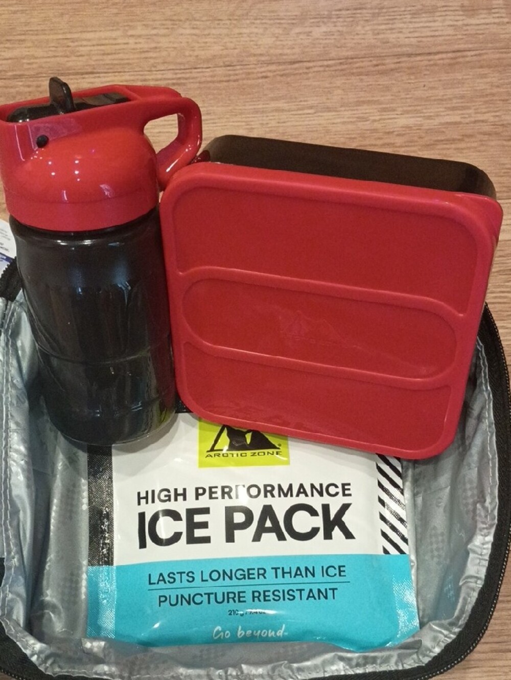 Kids Pizza Print Insulated Lunch Bag - Red and Black - Picture 6 of 6